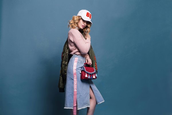 Was sind die besten Tipps für das Tragen von Metallic-Farben?